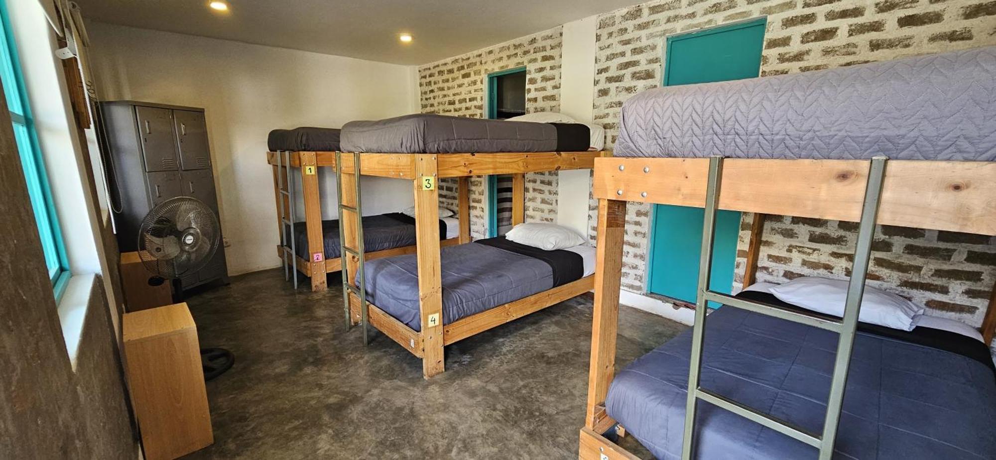 Hostel The Upcycled Huacachina *